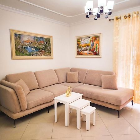 Apartment Sweet New Pazar تيرانا المظهر الخارجي الصورة